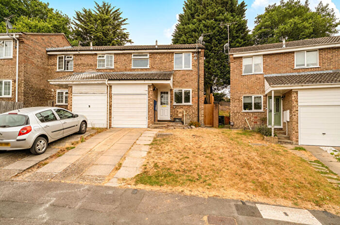 3 Bedroom Semi Detached House For Sale In Marathon Place, Bishopstoke, Hampshire, SO50