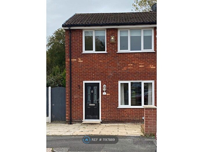 3 Bedroom Semi-Detached House To Rent In Mottram Drive, Wigan, WN3