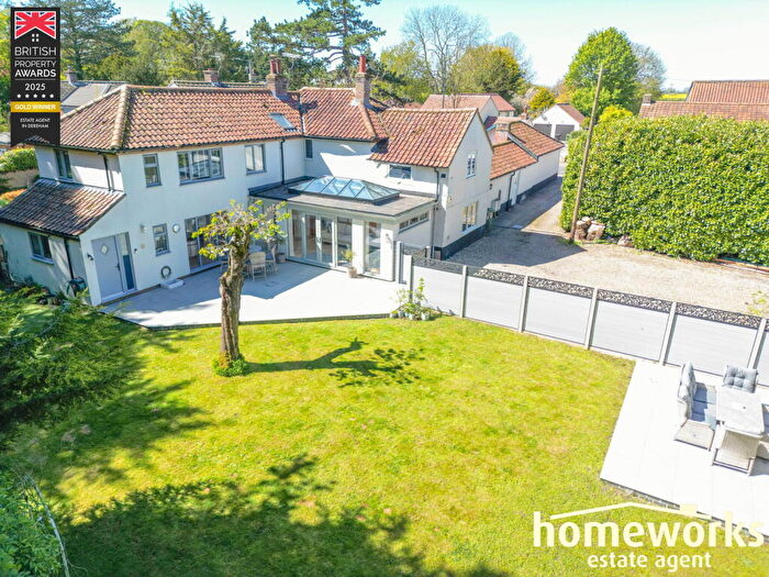 6 Bedroom Detached House For Sale In Market Street, Shipdham, Thetford, IP25