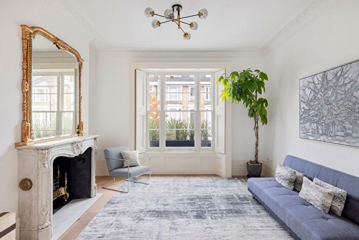 5 Bedroom Terraced House To Rent In Earls Court Gardens, London, SW5