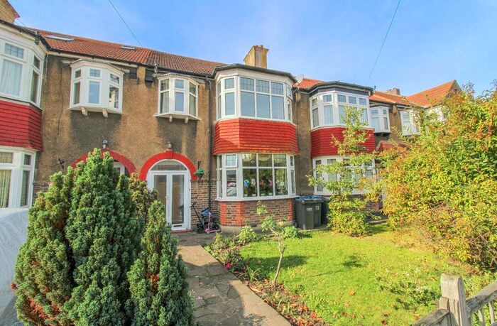 3 Bedroom Terraced House To Rent In Craigen Avenue, Croydon, CR0