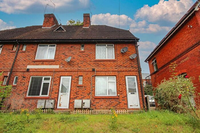 1 Bedroom Flat To Rent In Grosvenor Road, Watford, WD17