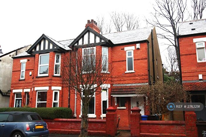 3 Bedroom Semi-Detached House To Rent In Woodland Road, Manchester, M19