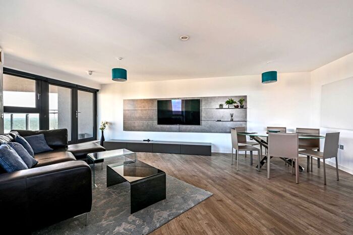 2 Bedroom Flat To Rent In Olympian Heights, Woking, GU22