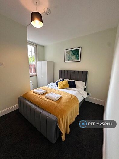 1 Bedroom Flat To Rent In Holly Road, London, E11
