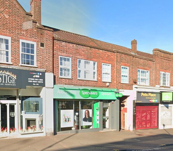 2 Bedroom Flat To Rent In Central Road, Worcester Park, KT4