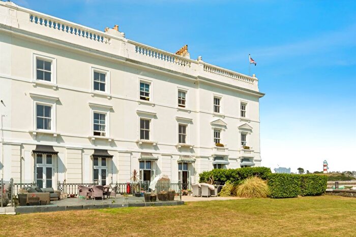 2 Bedroom Flat For Sale In Grand Parade, Plymouth, PL1