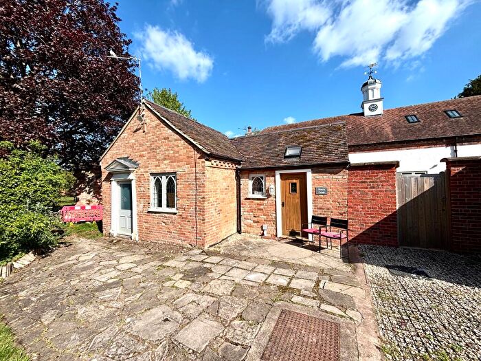 1 Bedroom Cottage To Rent In Wisteria Cottage, Wellesbourne Hall, CV35