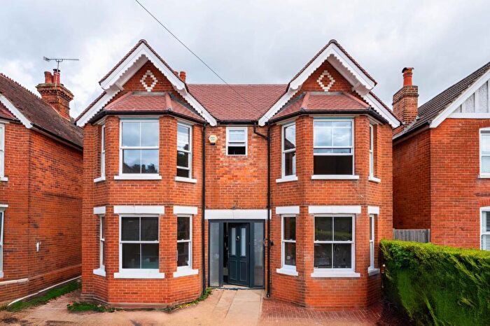 4 Bedroom Detached House To Rent In Connaught Road, Brookwood, Woking, GU24