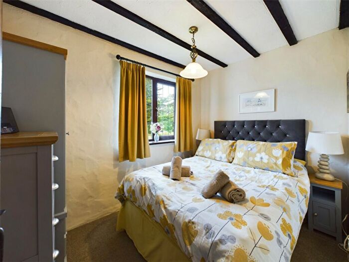 3 Bedroom Terraced House For Sale In Devon, EX34