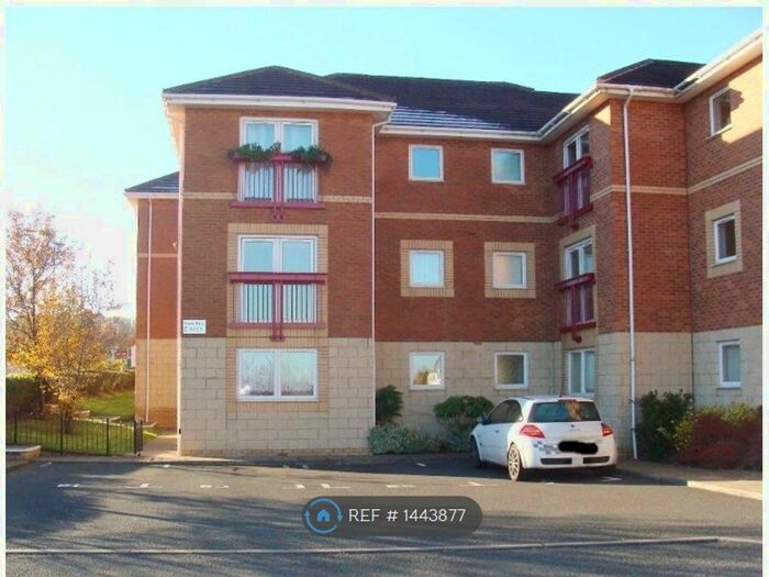 2 Bedroom Flat To Rent In Beacon House, Rednal, Birmingham, B45