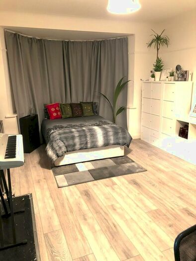 6 Bedroom Terraced House To Rent In Woodberry Grove, N4