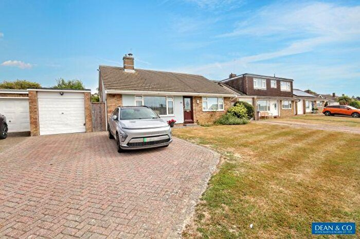 3 Bedroom Detached Bungalow To Rent In Lynchets Crescent, Hove, Brighton & Hove, BN3