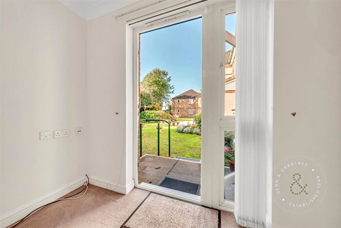 1 Bedroom Flat For Sale In Mclay Court, St. Fagans Road, Fairwater, Cardiff, CF5