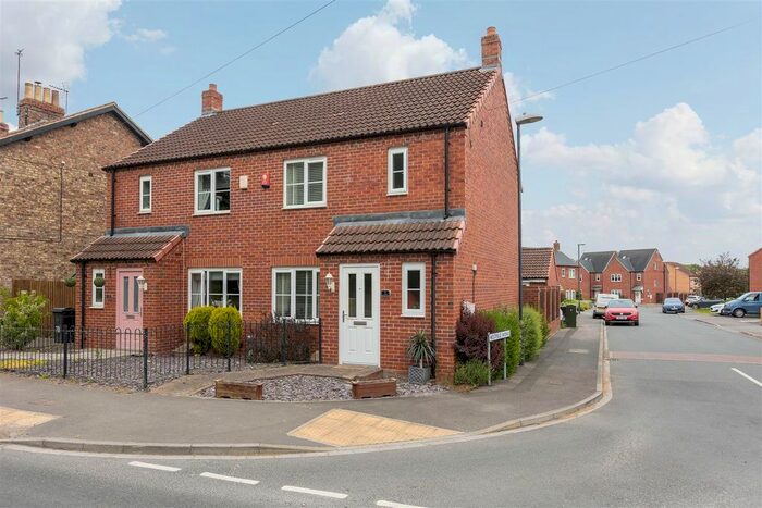 3 Bedroom Semi-Detached House For Sale In Westfield Avenue, Norton, Malton, YO17