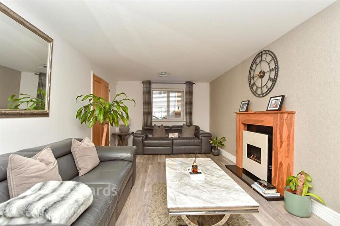 4 Bedroom Detached House For Sale In Gudgeon Crescent, Hoo, Rochester, Kent, ME3