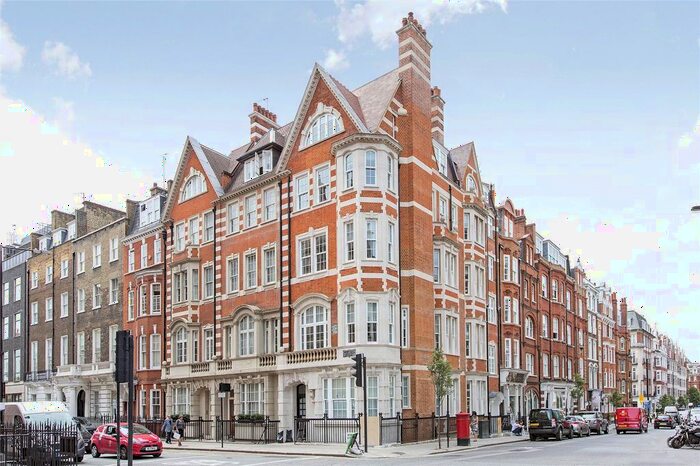 2 Bedroom Flat To Rent In New Cavendish Street, London, W1G