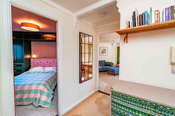 2 Bedroom Flat For Sale In (flat ), North Werber Place, Fettes, Edinburgh, EH4
