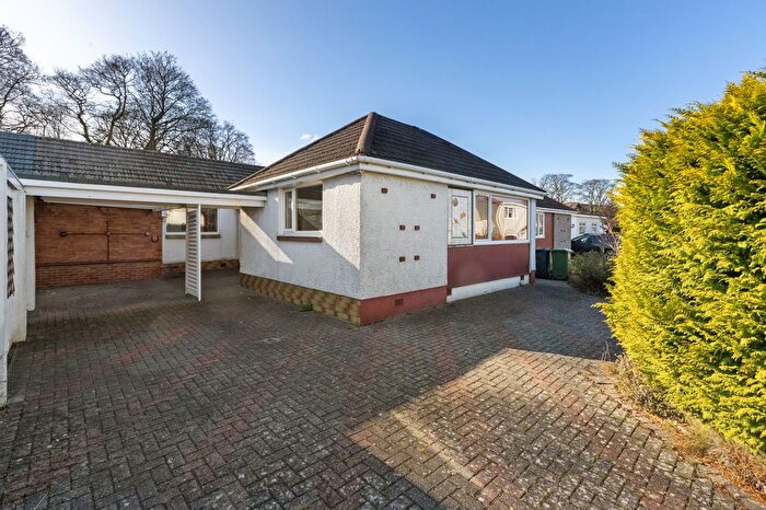 4 Bedroom Semi Detached Bungalow For Sale In Barnton Park Crescent, Edinburgh, EH4