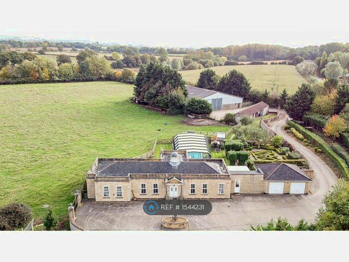 3 Bedroom Detached House To Rent In Stoke Road, Blisworth, Northampton, NN7