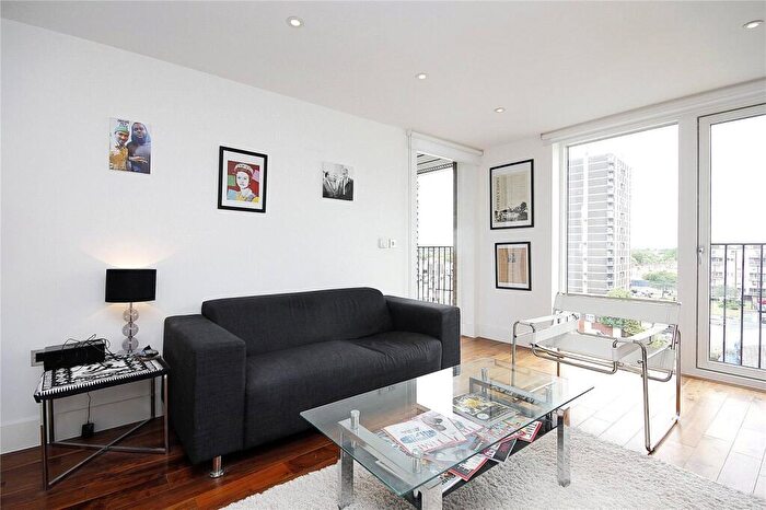 1 Bedroom Flat For Sale In Grand Canal Apartments, London, N1