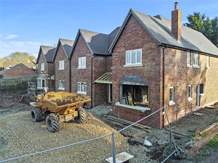 5 Bedroom Detached House For Sale In Brooks Road, Raunds, Wellingborough, Northamptonshire, NN9