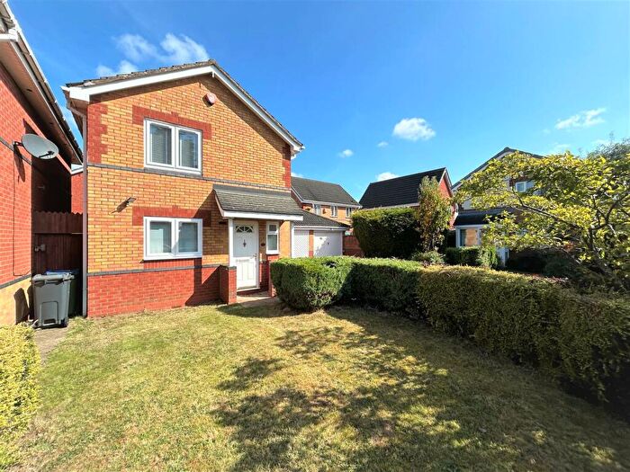 3 Bedroom Detached House To Rent In Tierney Drive, Tipton, DY4