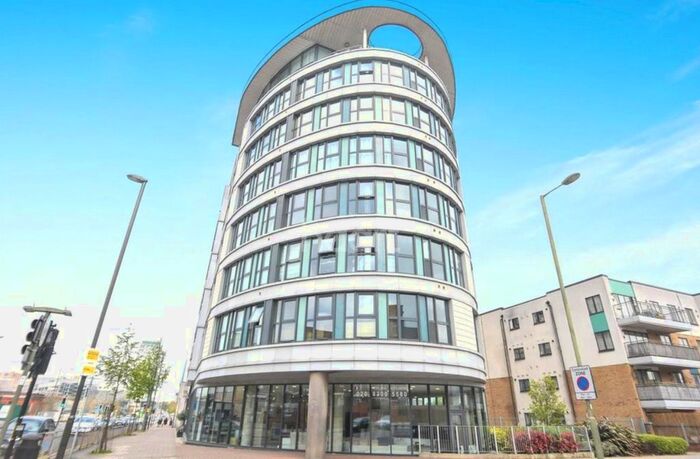 2 Bedroom Flat To Rent In Warneford Court, Mannock Close, NW9