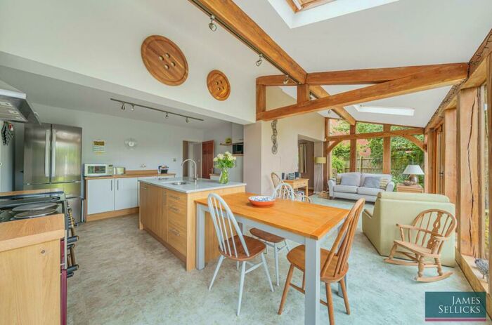 5 Bedroom Detached House For Sale In Main Street, Ashley, Market Harborough, LE16