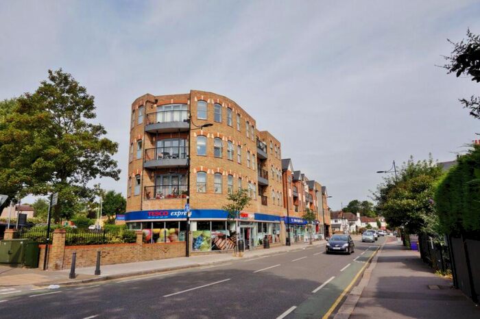 2 Bedroom Apartment To Rent In Evergreen Apartment, Woodford Green, IG8