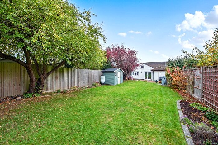 3 Bedroom Bungalow For Sale In Staines, Surrey, TW18