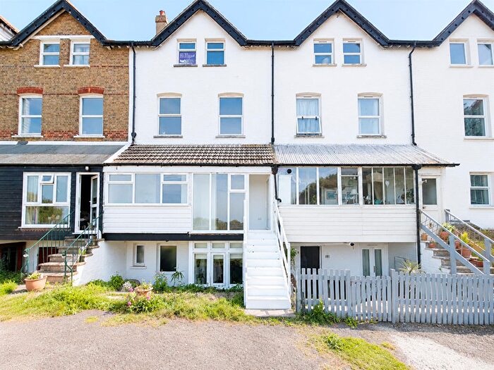 1 Bedroom Flat For Sale In Beach Rise, Westgate-On-Sea, CT8