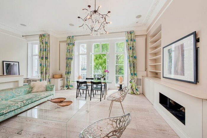 2 Bedroom Flat To Rent In Onslow Square, London, SW7