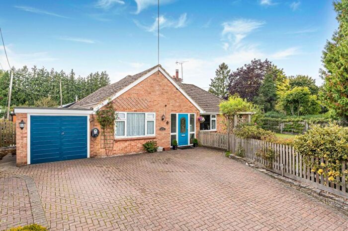 3 Bedroom Bungalow For Sale In Petersfield Road, Ropley, Alresford, Hampshire, SO24