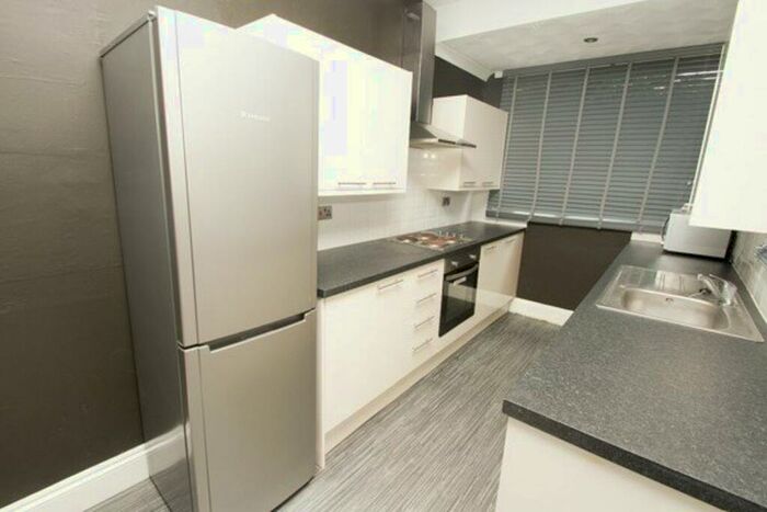 1 Bedroom Property To Rent In George Street, Loughborough, LE11