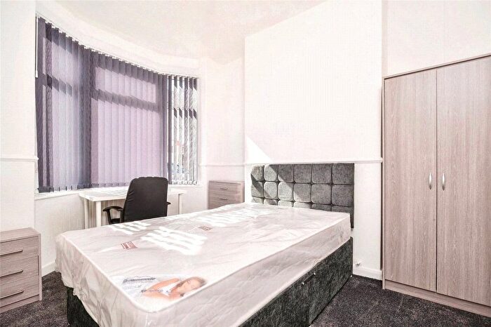 3 Bedroom Detached House To Rent In Kildare Street, Middlesbrough, North Yorkshire, TS1