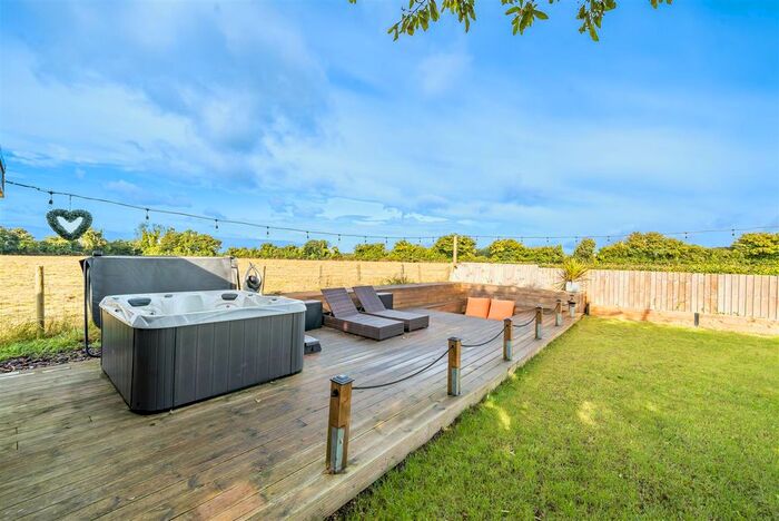 1 Bedroom Semi-Detached Bungalow For Sale In East Woodyates, Salisbury, Wiltshire, SP5