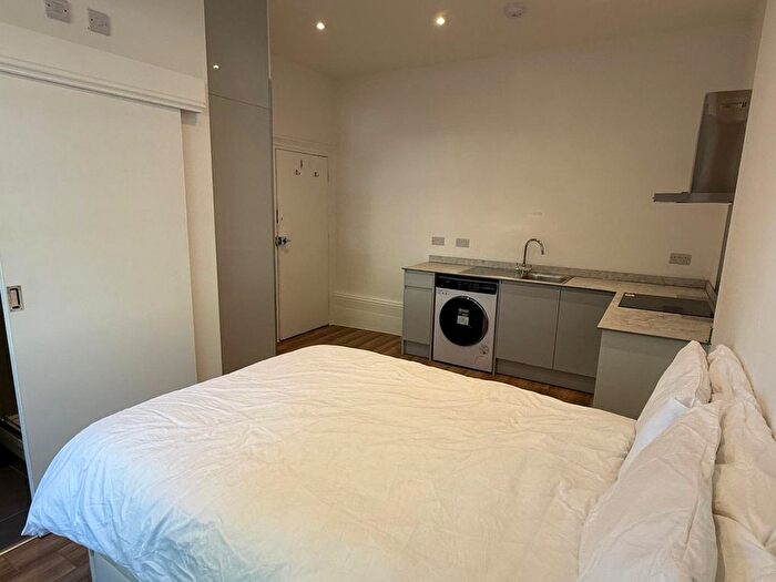 1 Bedroom Studio To Rent In Regent Square, London, WC1H