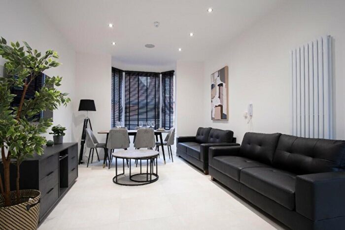 6 Bedroom House To Rent In Eastbourne Street, Lincoln, LN2