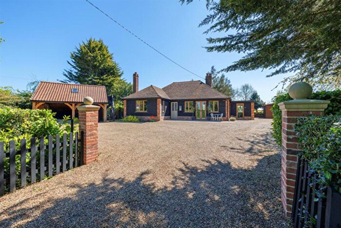 3 Bedroom Detached Bungalow For Sale In Rumburgh, Halesworth, IP19