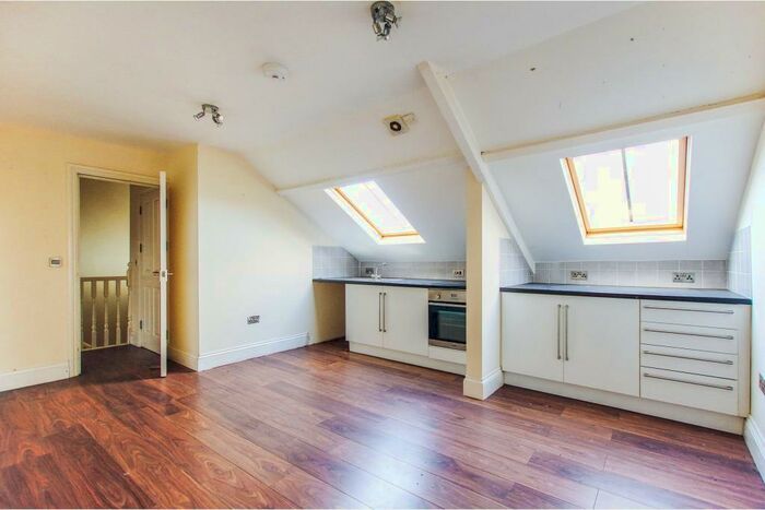 2 Bedroom Flat To Rent In Talbot Street, Maesteg, CF34