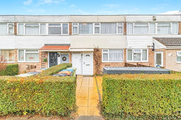 3 Bedroom Terraced House For Sale In Meriland Court, Bletchley, Milton Keynes, MK2