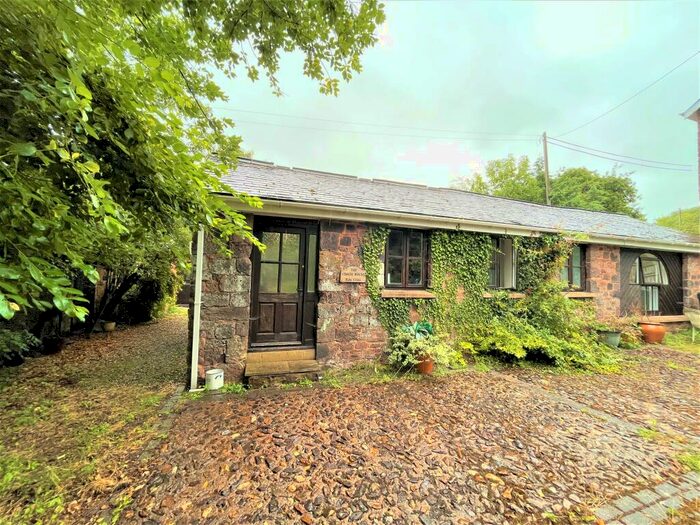 2 Bedroom Bungalow To Rent In Hele, Exeter, EX5