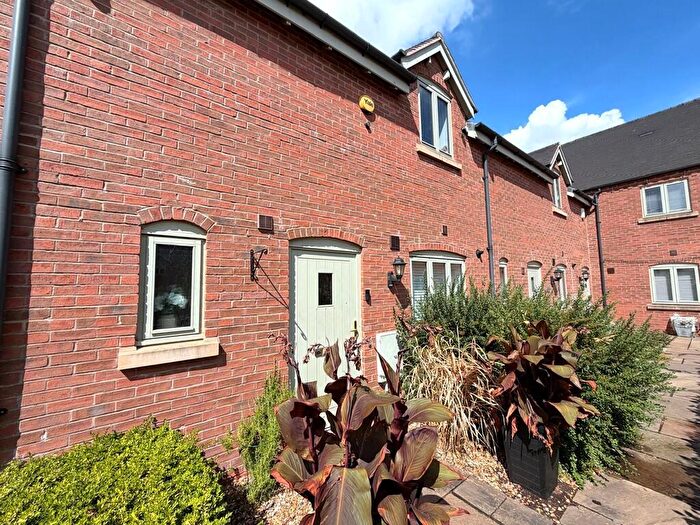 3 Bedroom Mews To Rent In The Priory, Stafford, ST18