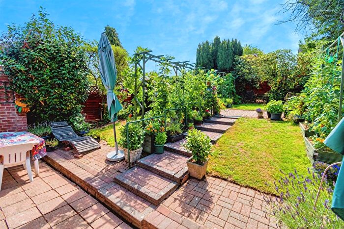 2 Bedroom Semi-Detached Bungalow For Sale In Walsingham Gardens, Southampton, SO18