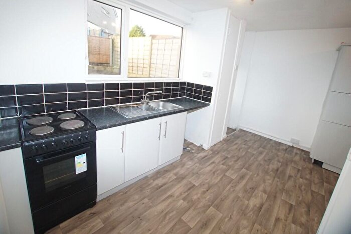 3 Bedroom Terraced House To Rent In **Gardens** Fields Farm Walk, Hyde, SK14