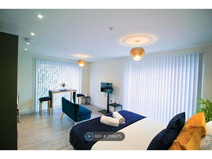 Studio To Rent In Vivian Court, Hemel Hempstead, HP1