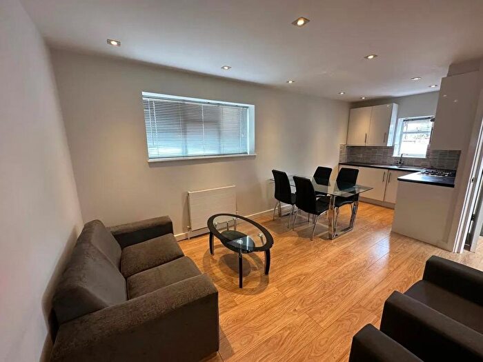 2 Bedroom Flat To Rent In Anson Road, Willesden Green, London, NW2