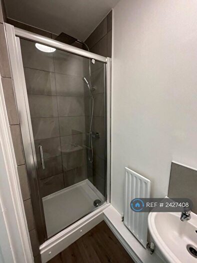 1 Bedroom Flat To Rent In York Place, Barry, CF62