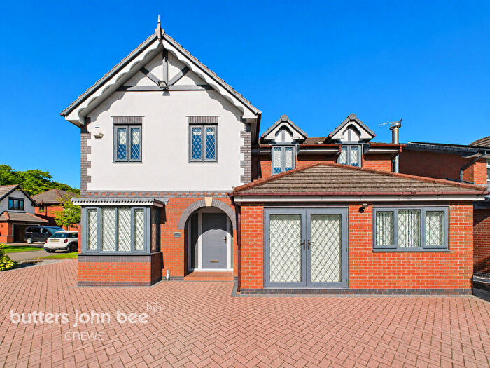 5 Bedroom Detached House For Sale In Mill Bridge Close, Crewe, CW1